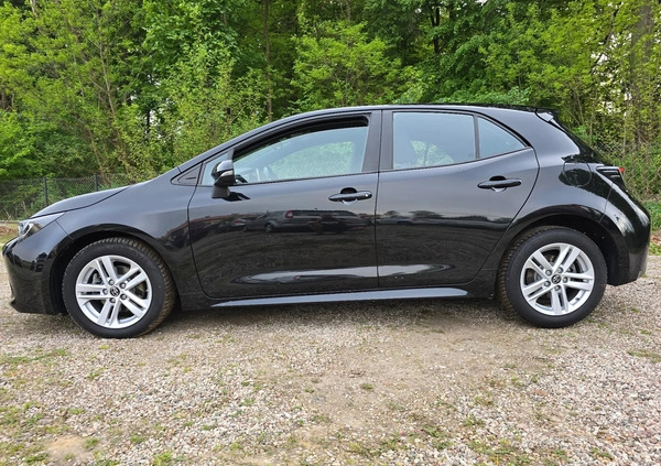 Toyota Corolla cena 65999 przebieg: 77456, rok produkcji 2019 z Brzeg małe 562